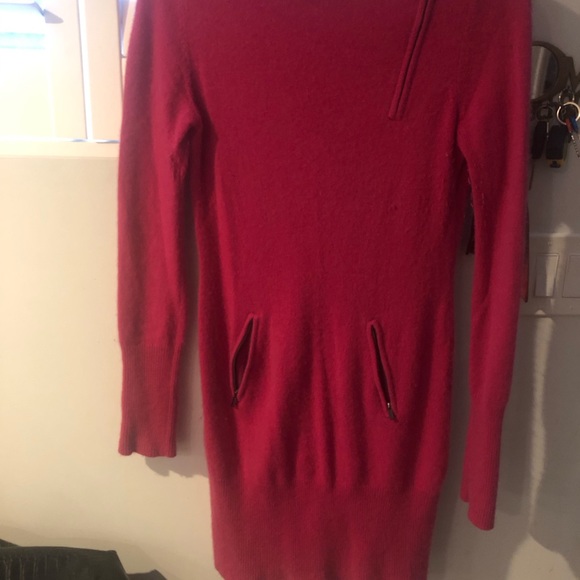BCBG MAXAZRIA cashmere sweater dress - Picture 3 of 4